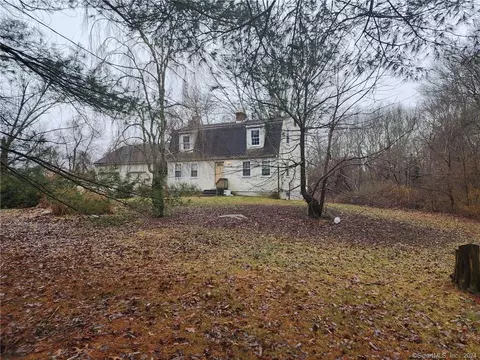 208 Millstream Rd, Hebron, CT 06231