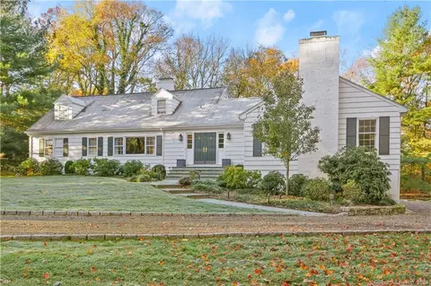 8 Placid Lake Ln, Westport, CT 06880