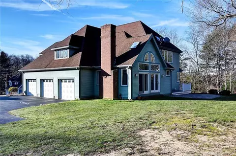 268 Grandview Dr, Glastonbury, CT 06033