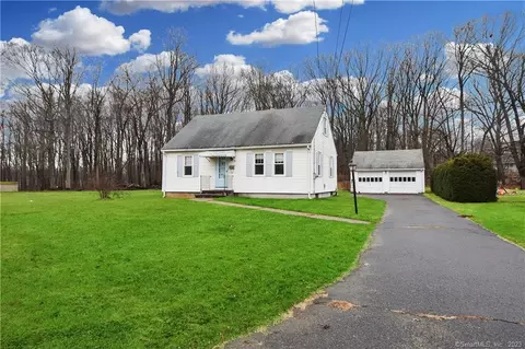 16 W Street Ter, Cromwell, CT 06416