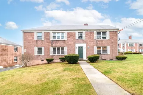 1068 E Main St #1, Stamford, CT 06902