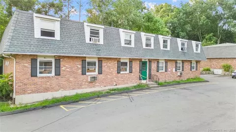 370 Colonial Ave #3D, Waterbury, CT 06704