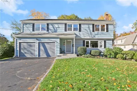199 Warwick Ave, Fairfield, CT 06825