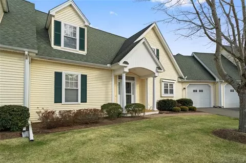 9 Blue Heron Way #9, Old Saybrook, CT 06475
