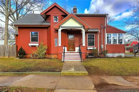 87 W Elm St, New Haven, CT 06515