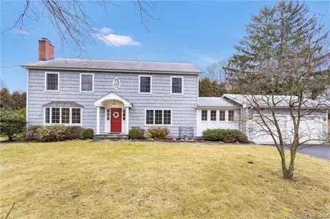 62 Fitch Ave, Darien, CT 06820