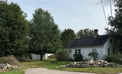 56 Mains Crossing Rd, North Stonington, CT 06359