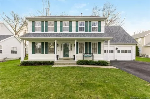 61 Tulip Tree Ct, Milford, CT 06461