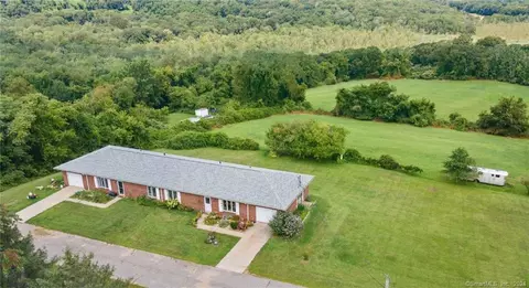 326 Babcock Hill Rd, Lebanon, CT 06249