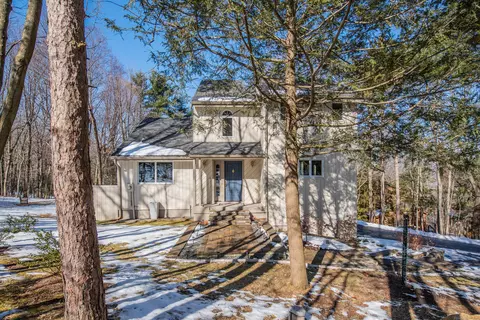 566 Willis St, Bristol, CT 06010