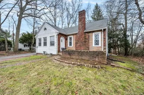 78 Clearfield Rd, Wethersfield, CT 06109