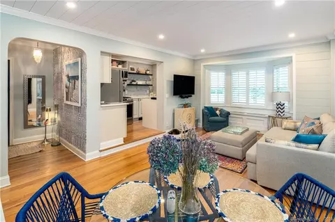 116 Woodside Grn #1A, Stamford, CT 06905