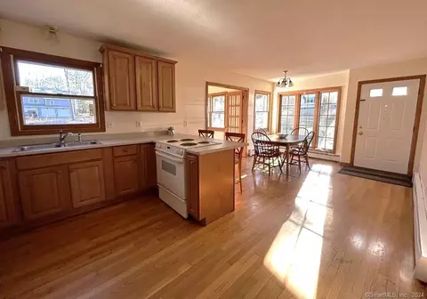 82 Eaton Rd, Tolland, CT 06084