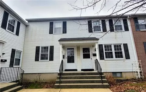 283 Sylvan Knoll Rd #283, Stamford, CT 06902