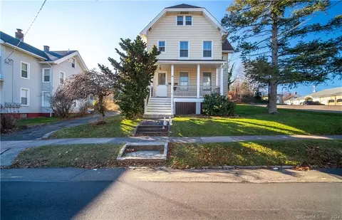 78 Hopson Ave, Branford, CT 06405
