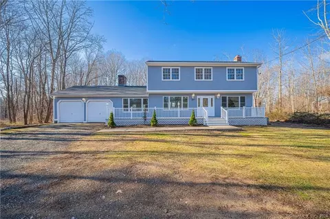 579 Opening Hill Rd, Madison, CT 06443