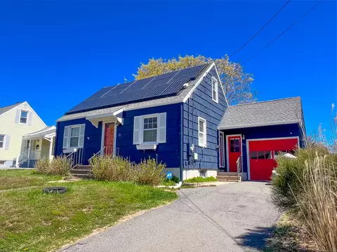 111 Benham St, Bristol, CT 06010