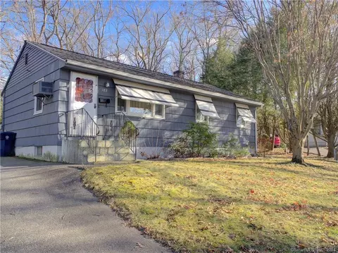 183 Holbrook Ave, Windham, CT 06226