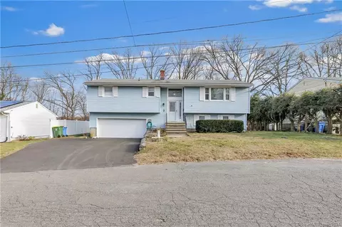 46 Charter Ave, Waterbury, CT 06705