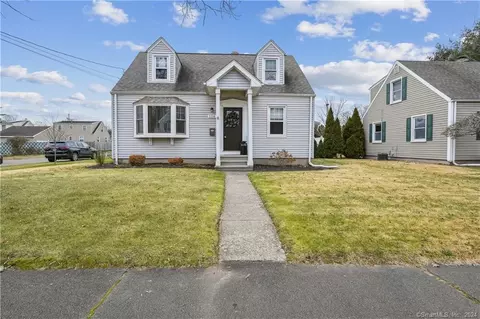 116 Shawmut Ave, North Haven, CT 06473