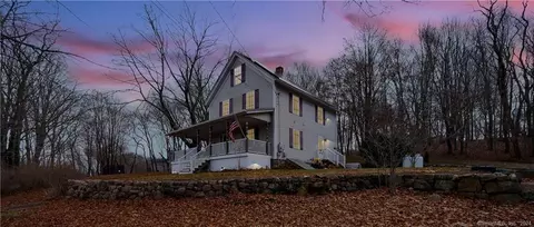 248 Boston Post Rd, East Lyme, CT 06333