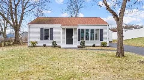 18 Jenna Rd, Wallingford, CT 06492