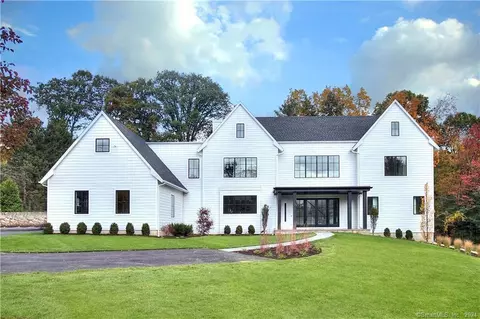 5 Winker Ln, Westport, CT 06880