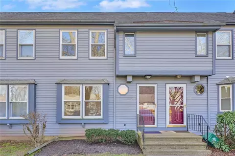 1 Abbott Rd #158, Ellington, CT 06029