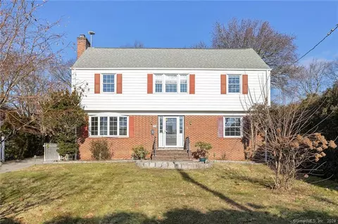 226 Fifth St, Stamford, CT 06905