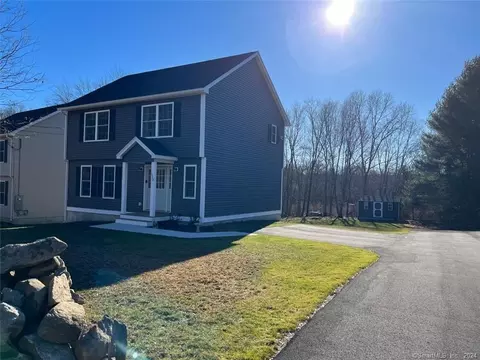 123 Whalehead Rd, Gales Ferry, CT 06335