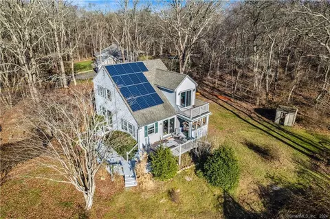 33 Brucker Pentway Pentway, Stonington, CT 06379