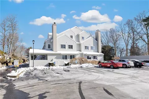 510 E Main St #211, Stratford, CT 06614