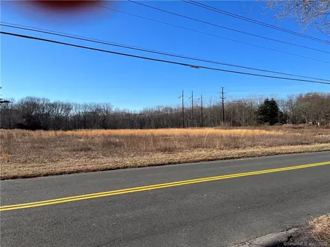 1057 Pleasant Valley Rd, South Windsor, CT 06074