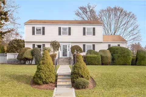 218 Stamford Ave, Stamford, CT 06902