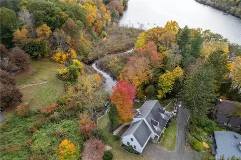 50 Blanks Blvd, Guilford, CT 06437