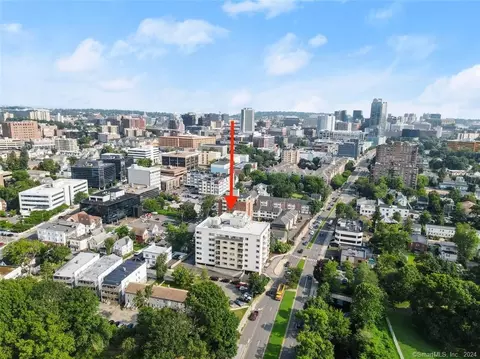 1633 Washington Blvd #5C, Stamford, CT 06902