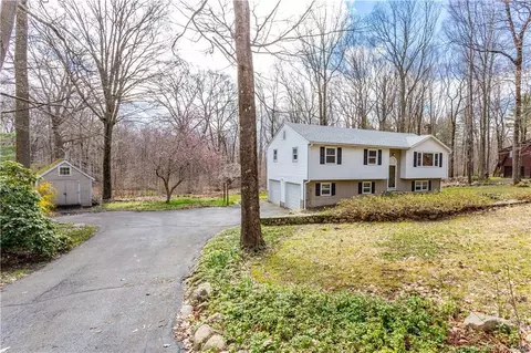 167 Clark Hill Rd, East Hampton, CT 06424