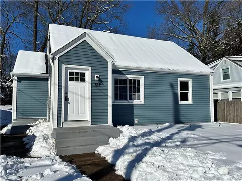 122 Mckinley Dr, New Britain, CT 06053