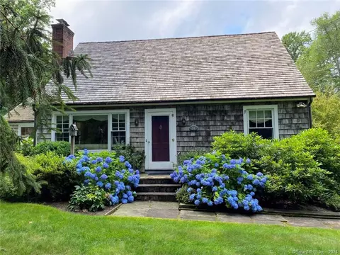 31 Picketts Ridge Rd, Redding, CT 06896