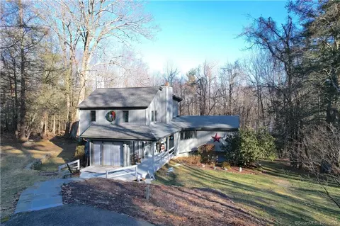 124 Forest Ave, Winchester, CT 06098