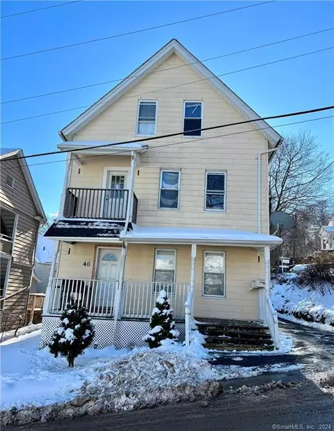 40 5th St, Waterbury, CT 06708