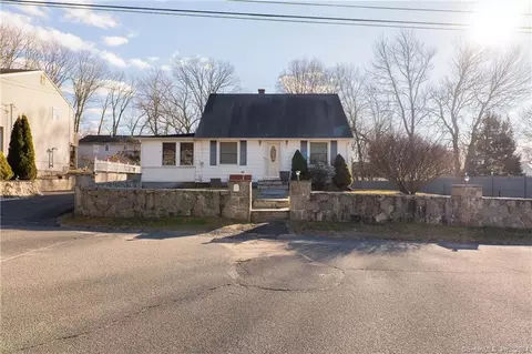 70 Munson Ave, Waterbury, CT 06705