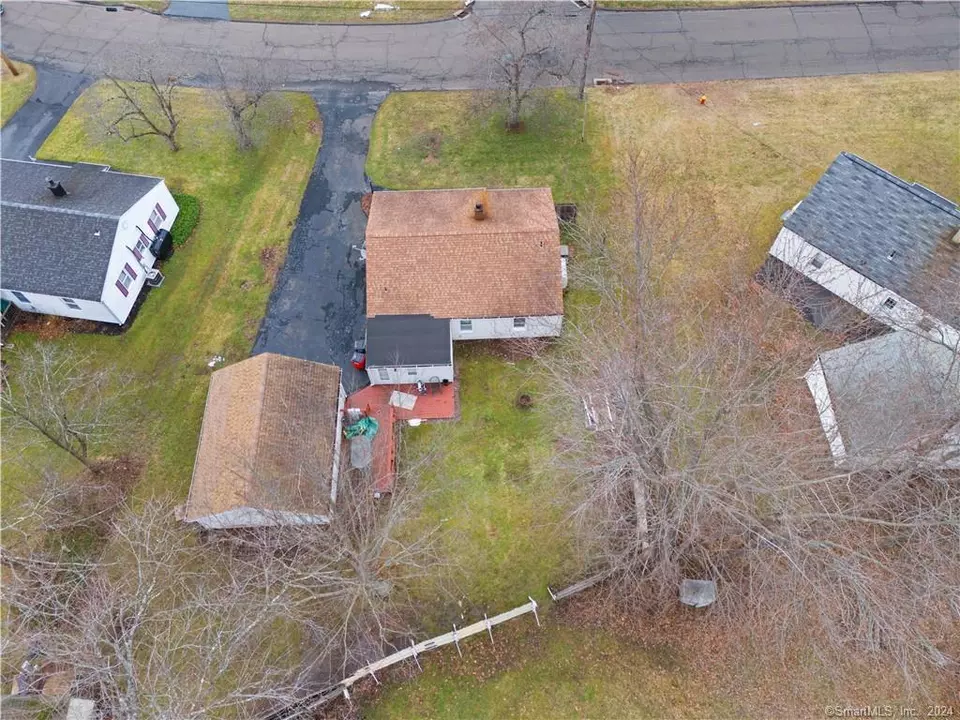 54 Cooper Ave, Wallingford, CT 06492 39 Photos Movoto