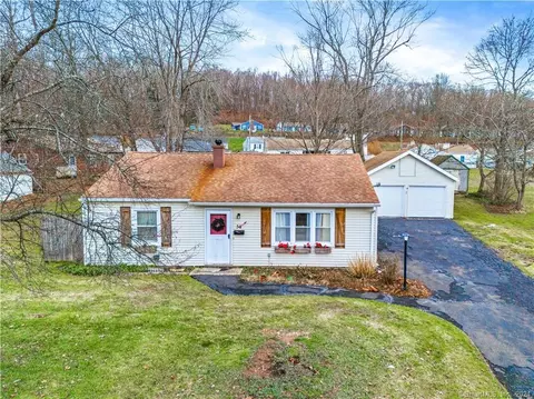 54 Cooper Ave, Wallingford, CT 06492
