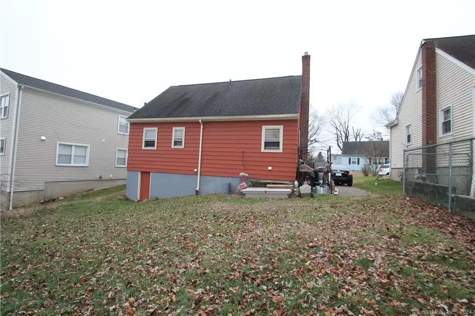 246 Ruth St, Bridgeport, CT 06606 15 Photos Movoto