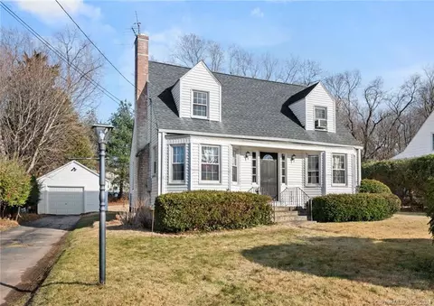 36 Frissell Ter, Middletown, CT 06457