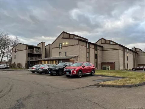 130 Coe Ave #60, East Haven, CT 06512