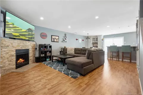 296 Main Ave #17, Norwalk, CT 06851
