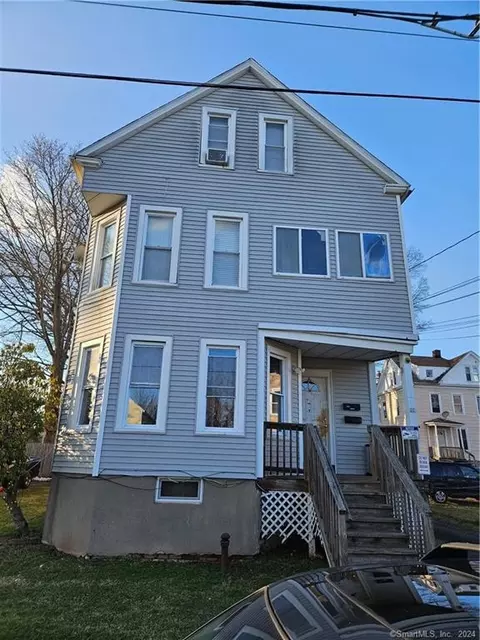 91 N 3rd St, Meriden, CT 06451
