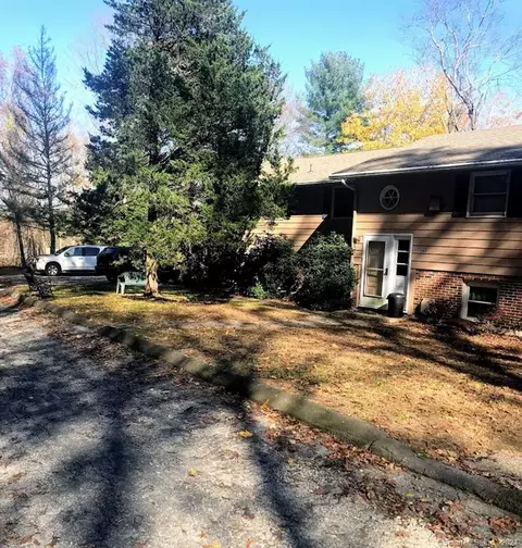 270 S Windham Rd #67, Windham, CT 06226